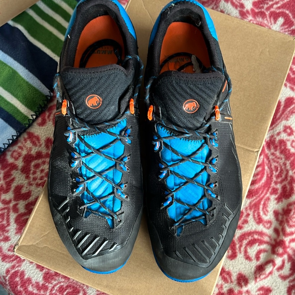 Mammut Alnasca Knit ii GTX. MENS 10.5